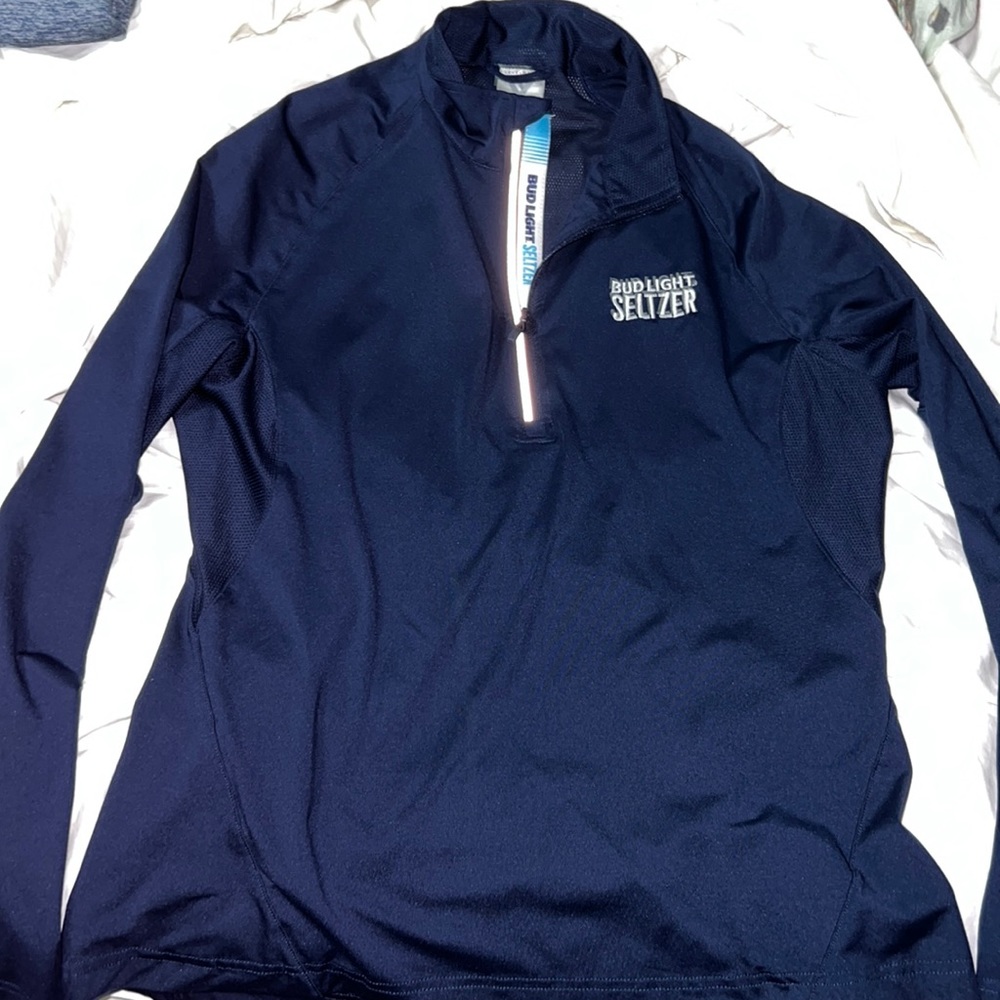 Women’s Bud Light Seltzer Pullover